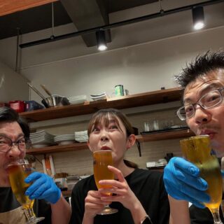 3周年初日！お疲れ様～ビール️ お祝いに来て頂…